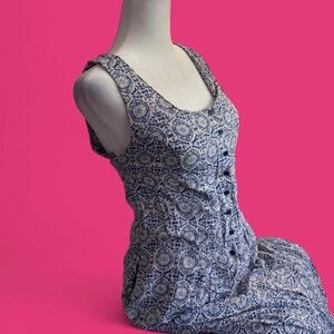 Forever 21 Blue and White Patterned Top